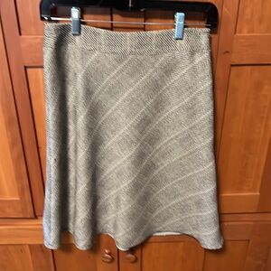Anne Klein wool a line skirt